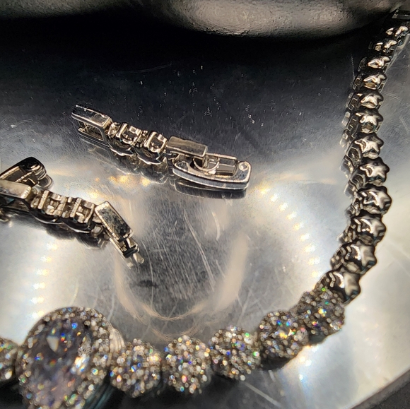 Silver Tone Cubic ZirconiaNecklace and Bracelet Set - Picture 12 of 16